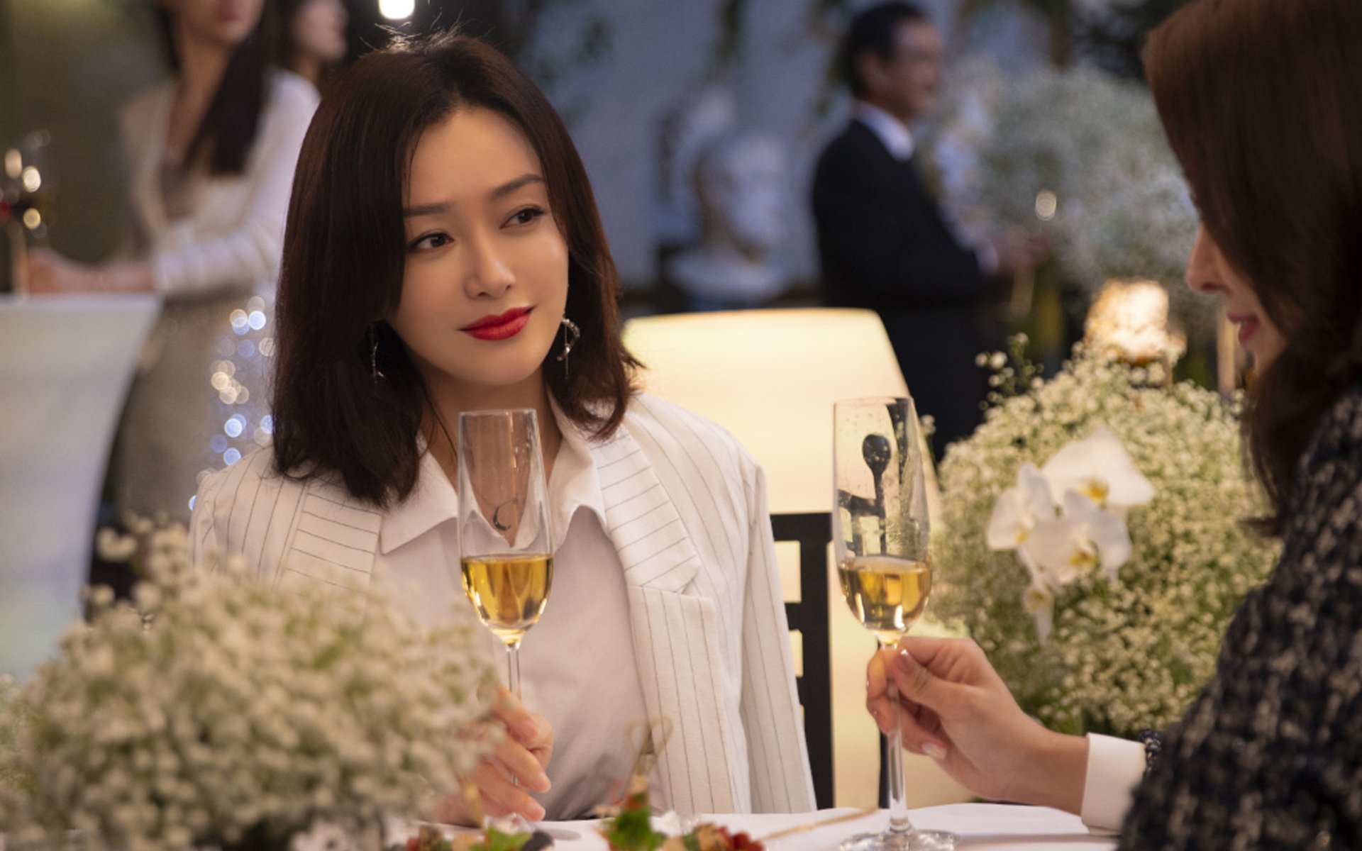 _湖人队迎来强劲反弹，季后赛希望更加强烈_，湖人队季后赛赛程