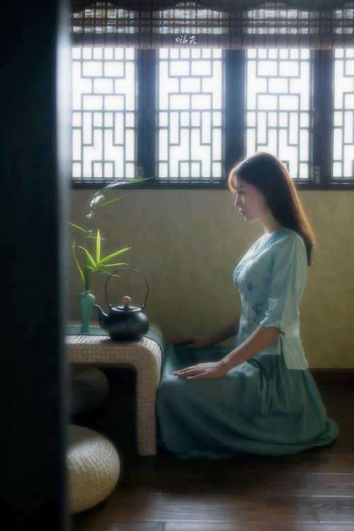 新兴足球场馆建设热潮推动城市面貌升级，新增足球场