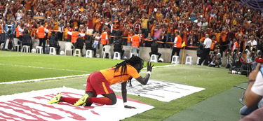 FBSPORTS-男排超级联赛上演“天王山之战”