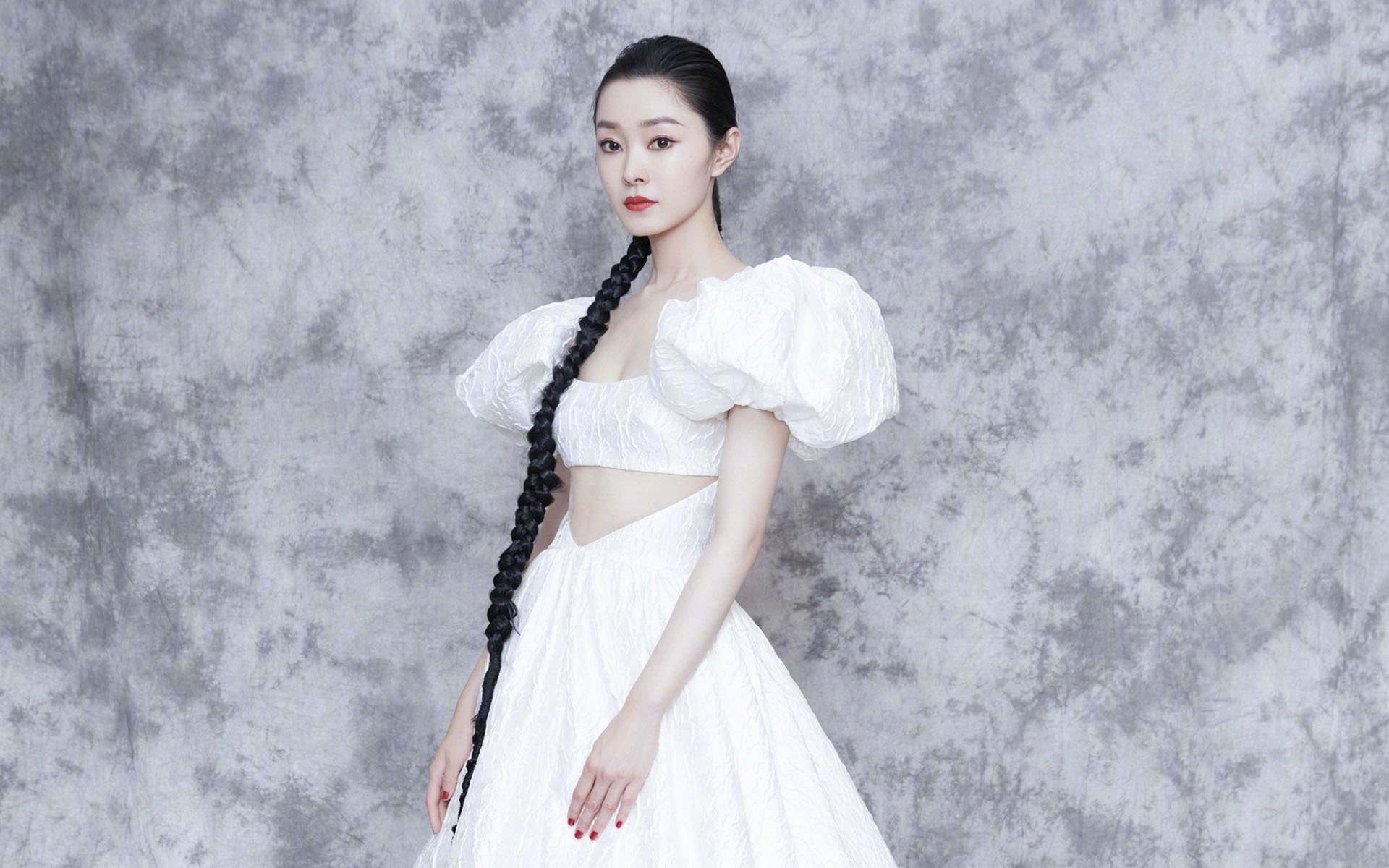 仰泳单项 中国新星首次击败澳洲老将，仰泳 冠军