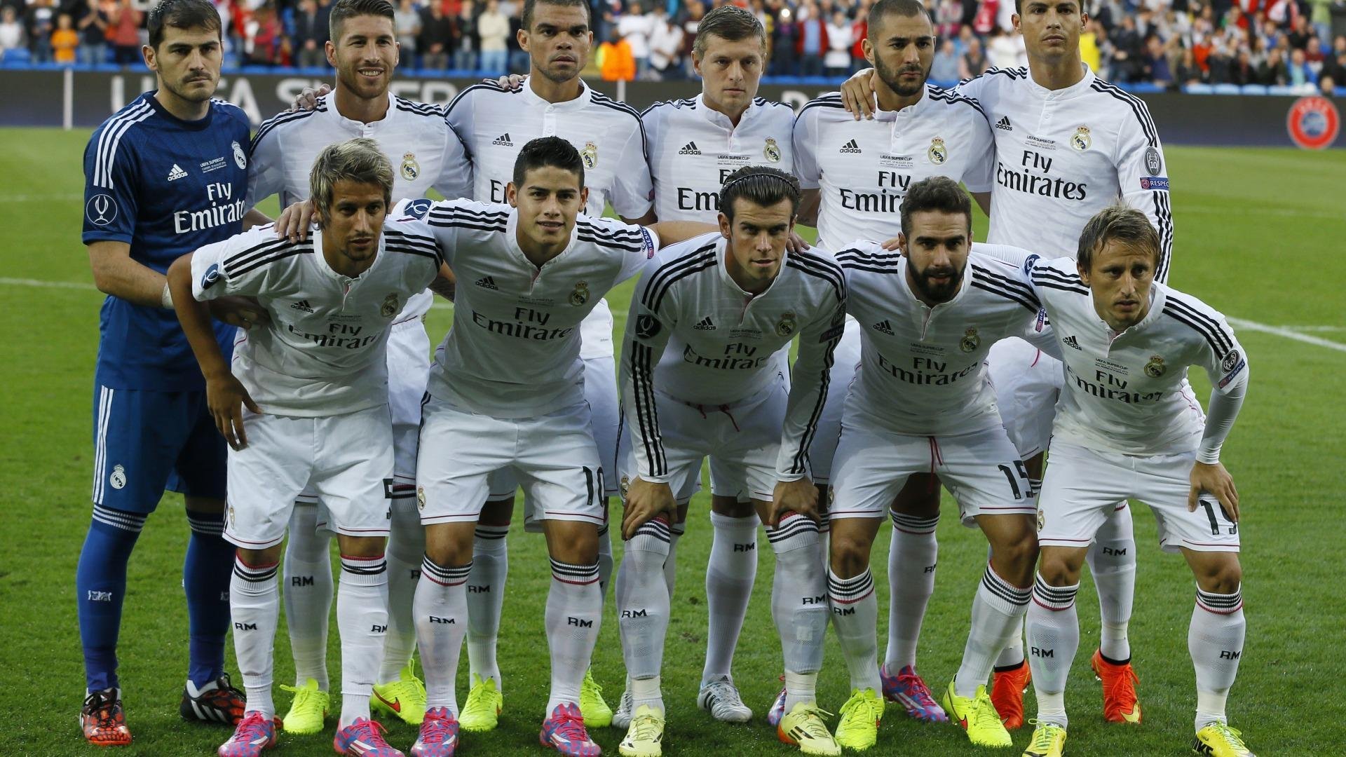 球迷热议:这场比赛绝对值得反复回味!,球迷们感到很迷茫,面对这场比赛